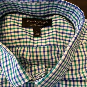 Banana Republic Men’s Slim fit button down shirt L